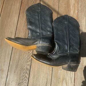 Gently worn western boots size 9.5D